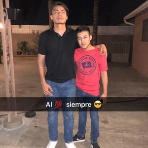 Meet your Posher, Eduardo